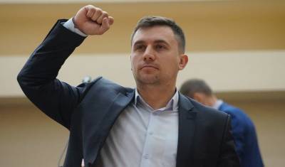 Николай Бондаренко - Саратовского депутата-блогера обвинили в незаконных доходах от YouTube - newizv.ru - Саратов