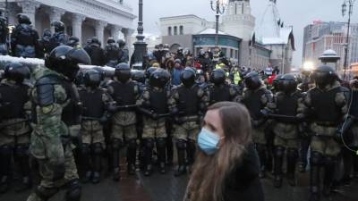 Вячеслав Лебедев - Штрафы за неповиновение силовикам будут увеличены - vesti.ru