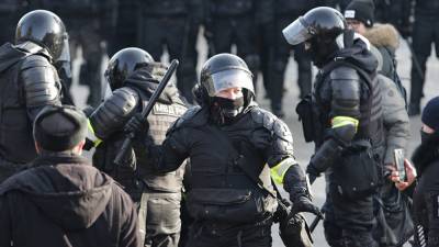 Юрий Синельщиков - Дмитрий Вяткин - «Не подчинился – получи 15 суток ареста»: «Единороссы» в Госдуме продавили новое ужесточение правил для уличных акций - newdaynews.ru