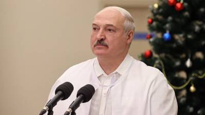 Александр Лукашенко - Фотографию молодого Лукашенко опубликовали на белорусском сайте - polit.info - Белоруссия