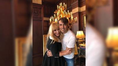 Анна Калашникова - Пластика, беременность и смена веры: на что шли российские звезды ради свадьбы - inforeactor.ru