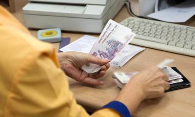 Артур Парфенчиков - Работникам совхоза в Карелии, накопившего долги после получения 500 миллионов, еще не дали зарплату - gubdaily.ru - республика Карелия