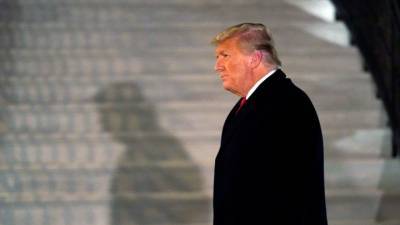 Дональд Трамп - В Сенате США начался процесс импичмента Трампу - vesti.ru - США