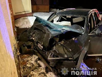 В Ровенской области пьяный водитель въехал в забор пансионата, двое человек погибли - gordonua.com - Украина - район Ровенский