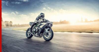 Обновленный Kawasaki Ninja заметили на испытаниях с новой системой круиз-контроля - profile.ru - Япония