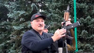 Владимир Путин - Александр Лукашенко - Габриелюс Ландсбергис - Экономика в руинах, а Лукашенко спрятался в бункер: как в Литве видят ситуацию в Беларуси - 24tv.ua - Литва