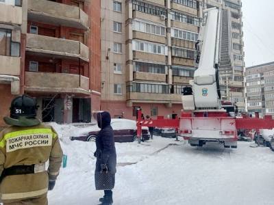 В Челябинской области более 100 жителей многоэтажки эвакуировали во время пожара - u24.ru - Челябинская обл. - Магнитогорск