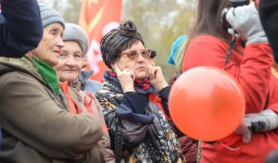 Нина Останина - 74-летняя депутат облдумы остается еще на четыре года управлять партотделением КПРФ - nashgorod.ru - Тюмень