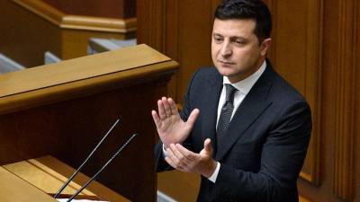 Владимир Зеленский - Андрей Головачев - Украинский эксперт назвал причину падения рейтинга Зеленского - iz.ru