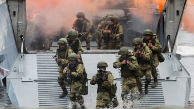 Российские морпехи сменили флаг и эмблему - nation-news.ru