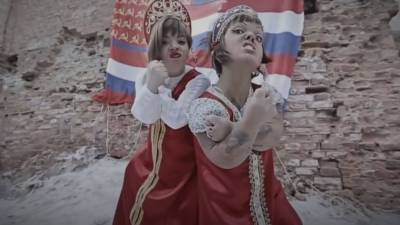 Судмедэксперты поделились первыми выводами о причинах смерти солистки Little big - nation-news.ru - Санкт-Петербург