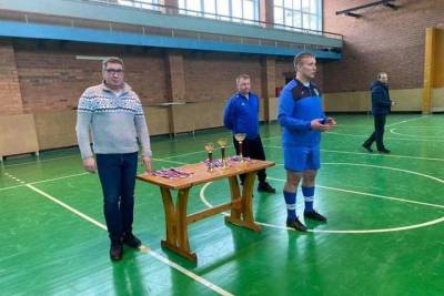 Первенство города по мини-футболу прошло в Великих Луках среди ветеранов - mk-pskov.ru - Псков