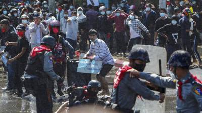 Аун Сан Су Чжи - Насилие против участников мирных акций протеста в Мьянме - ru.euronews.com - Россия - Франция - Бирма - Янгон