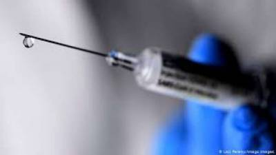В Украине назвали две категории граждан, для кого вакцинация от коронавируса обязательна - lenta.ua