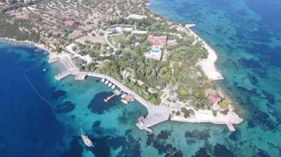Известный как "Мальдивы Эгейского моря" остров выставили на продажу - novostiua.news - Украина - Турция - Мальдивы