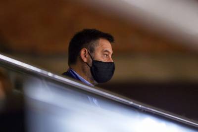 СМИ: Экс-президент "Барселоны" Бартомеу арестован - sport.ru - Испания