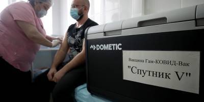 Лишь 30 процентов россиян готовы вакцинироваться Спутником V, заявили социологи - ТЕЛЕГРАФ - telegraf.com.ua - Россия - Крым