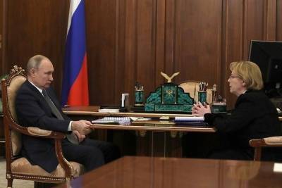 Владимир Путин - Вероника Скворцова - Скворцова рассказала Путину об уникальном препарате против COVID-19 - mk.ru