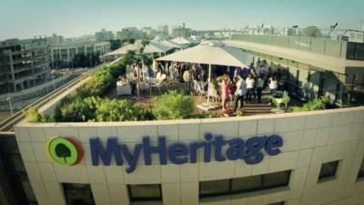 Сервис MyHeritage с функцией оживления людей на фото набирает популярность - politros.com