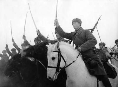 Устаревший род войск: как кавалерия спасла Красную Армию от разгрома - russian7.ru
