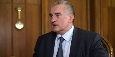 Сергей Аксенов - Глава Крыма призвал Первый канал выгнать украинских экспертов - ruposters.ru - Крым