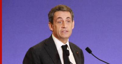 Николя Саркози - Азибер Жильбер - Бывшему президенту Франции Николя Саркози суд дал трехлетний срок - profile.ru - Франция - Париж