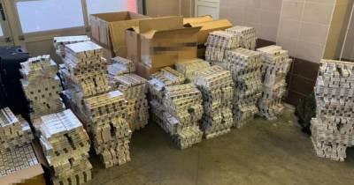 В СБУ рассказали детали разоблачения отозванных чиновников МИД, которые вывозили за границу золото и валюту (3 фото) - tsn.ua