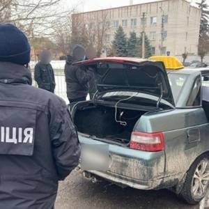 В Черниговской области таксист зарезал пассажира и спрятал тело. Видео - reporter-ua.com - Черниговская обл.