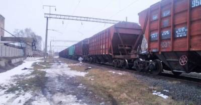 Захотел сократить дорогу: в Ровенской области 19-летнего парня ударило током на крыше поезда - tsn.ua - Одесса - Ровенская обл.