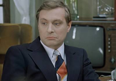 Дмитрий Певцов - Андрей Малахов - Олег Басилашвили - Звезда «Служебного романа» Басилашвили: «К шоу Малахова у меня отношение брезгливое» - actualnews.org