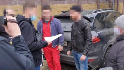 Контрабандисты пытались вывезти из Украины коллекцию ценностей почти на миллион долларов: фото - 24tv.ua - Новости
