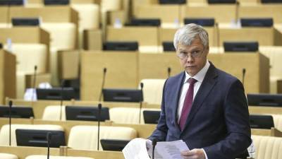 Валерий Гартунг - Депутат ГД Гартунг сообщил, где взять деньги на поддержку бедных - riafan.ru - Калининград