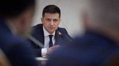 Владимир Зеленский - Виктор Медведчук - Оксана Марченко - Жена Медведчука публично раскритиковала Зеленского за закрытие телеканалов - polit.info - Киев