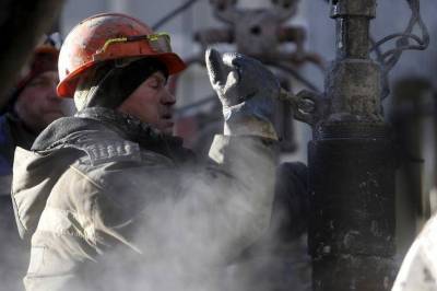 Фьючерсы на нефть WTI подешевели во время американской сессии - smartmoney.one - Reuters