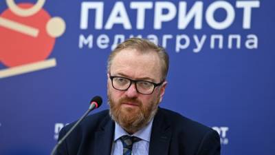 Виталий Милонов - Максим Резник - "Запятнал мундир": Милонов требует лишить Резника депутатской неприкосновенности - inforeactor.ru