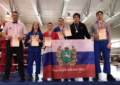 Максим Новиков - Томичи привезли пять медалей с первенства России по универсальному бою - tv2.today - Санкт-Петербург
