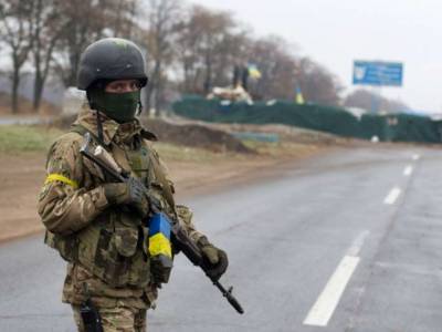 На Донбассе боевики резко увеличили количество обстрелов украинских военных - lenta.ua - Донбасс