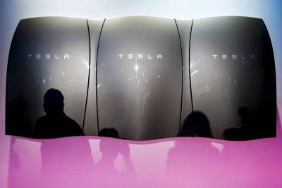 Ольга Вишневская - Марина Боброва - Марин Бобров - Акции Tesla взлетели почти на 20%, максимально за год - smartmoney.one - Reuters