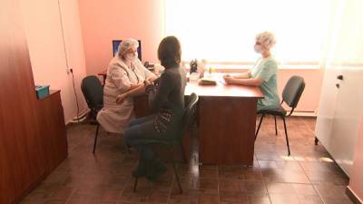 В Беларуси продолжается поэтапная вакцинация работников медучреждений - belarus24.by - район Городокский
