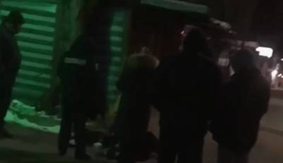 Трагедия произошла с мужчиной посреди улицы в Харькове: очевидцы засняли жуткий момент - kharkov.politeka.net - Харьковская обл. - Харьков