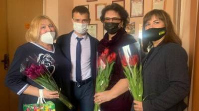 В Железнодорожном районе поздравили руководителей школ и садов - penzainform.ru - Пенза