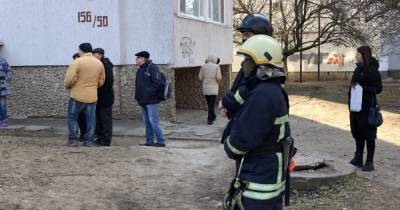 В жилом доме в Бердянске взорвалась граната, есть погибшие и раненые (ФОТО) - dsnews.ua - Бердянск