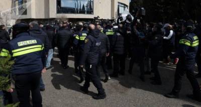 Выборы президента Союза регби Грузии проходят на фоне драк и столкновений с полицией - sputnik-georgia.ru - Грузия - Тбилиси