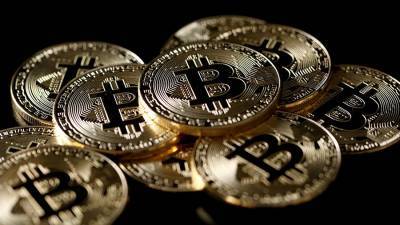 Джанет Йеллен - Стоимость биткоина превысила $56 тыс. - iz.ru