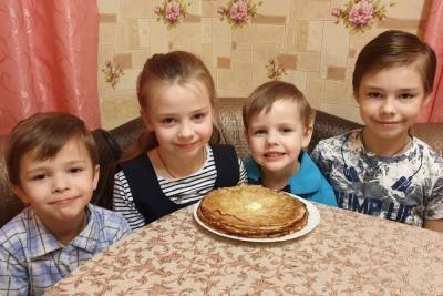 Многодетная мама из Мучкапа поделилась секретом приготовления блинчиков - tambov.mk.ru - Тамбов