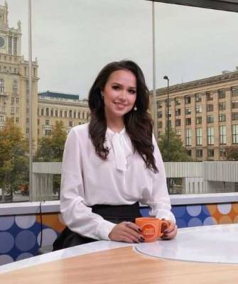 Алина Загитова - Алине Загитовой подарили букет из тысячи роз за 160 000 рублей - actualnews.org