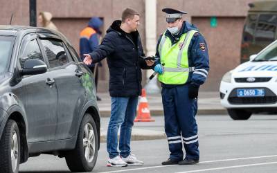 Жетон инспектора должен быть виден? — вот ответ ГИБДД - zr.ru - Пермский край