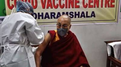 Далай-лама получил первую прививку доставленным в Украину препаратом Covishield - goodnews.ua