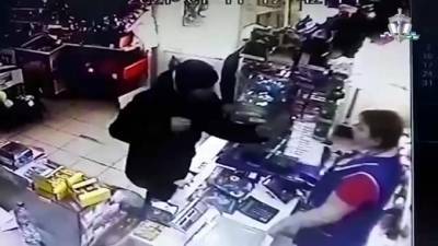 В Башкирии мужчина напал с ножом на продавца - piter.tv - Башкирия