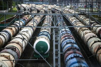 Продажи российской нефти рухнули - lenta.ru